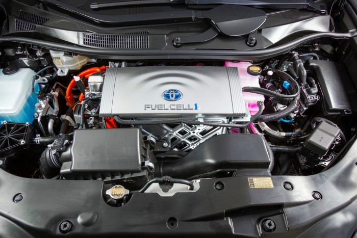 Félmillióan utaztak már a hidrogénes taxikban 6 | Vezess Félmillióan utaztak már a hidrogénes taxikban 6