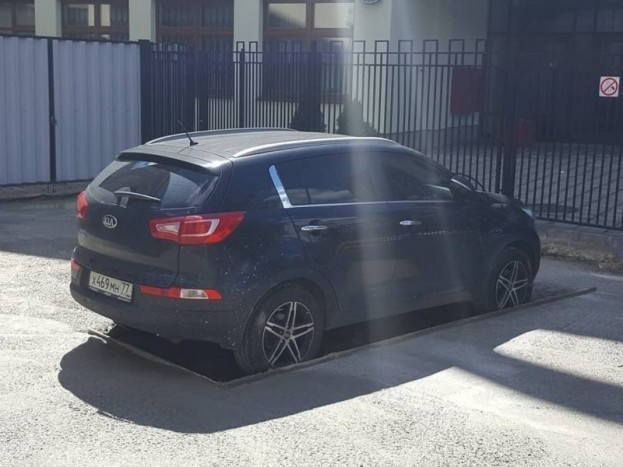 Aszfaltoztak Pécsen, egy autó pedig rossz helyen állt, de sikerült megoldani 5