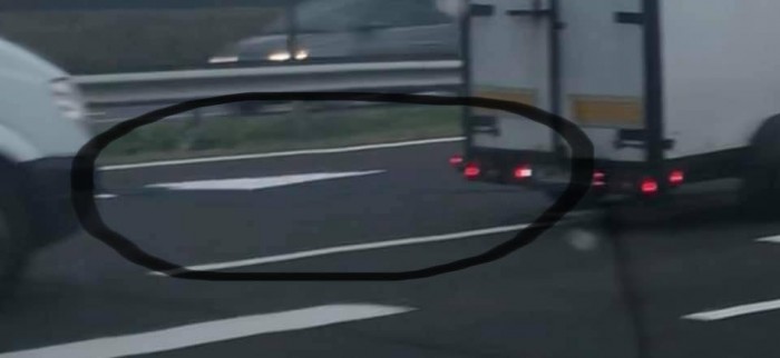 Horrorvontatás: egy külföldi rendszámos busz 19-re húzott lapot az M3-ason 1