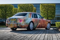 Gördülő művészeti alkotás lett a Rolls-Royce Phantomból 2