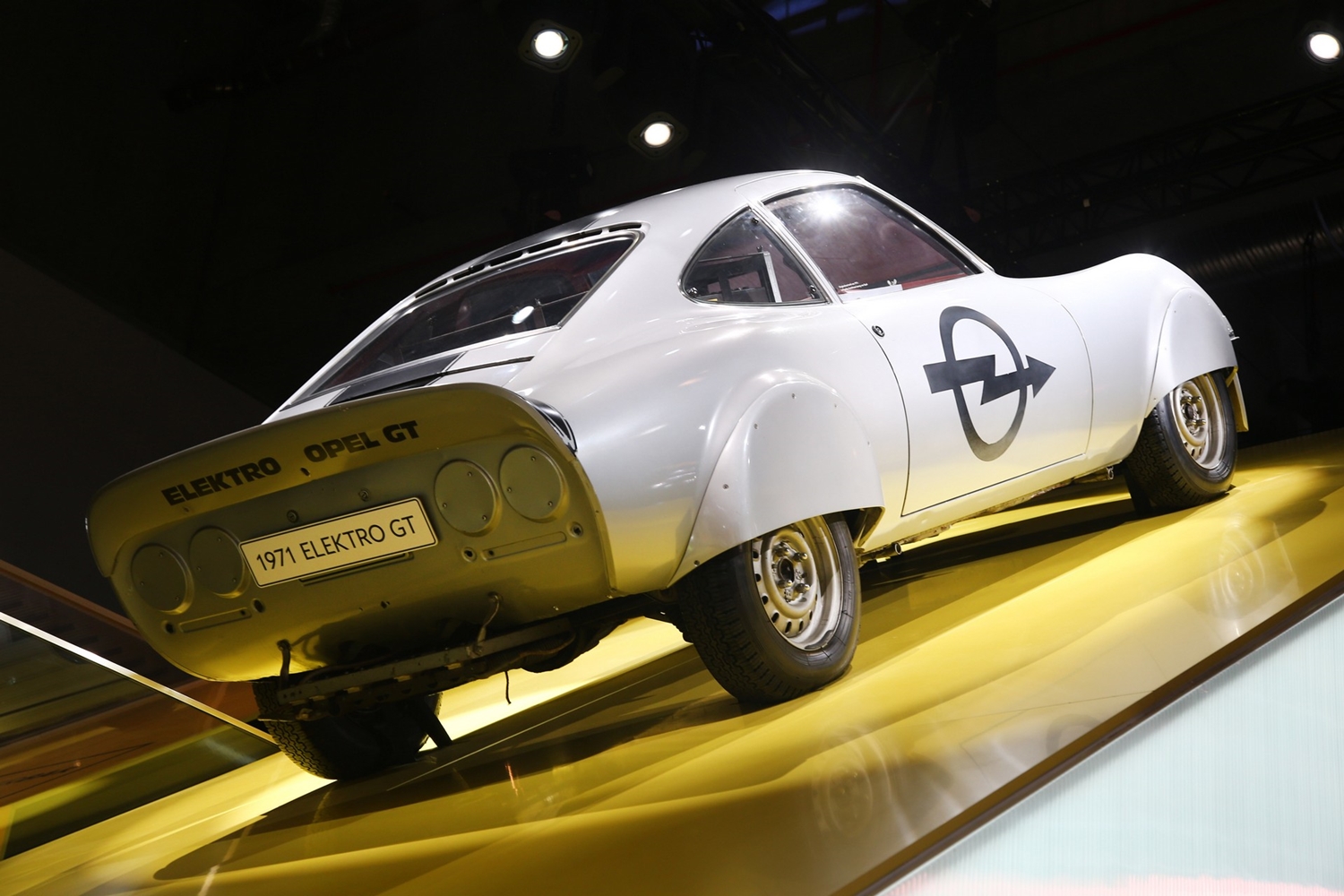 Az Opel már 50 éve is nagyon hitt az elektromos autózásban 9