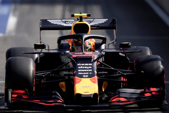 F1: Első Red Bull-os futamán brillírozott az újonc