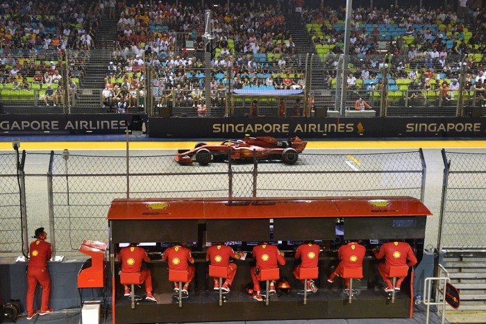 F1: Leclerc magyarázatot vár a Ferraritól