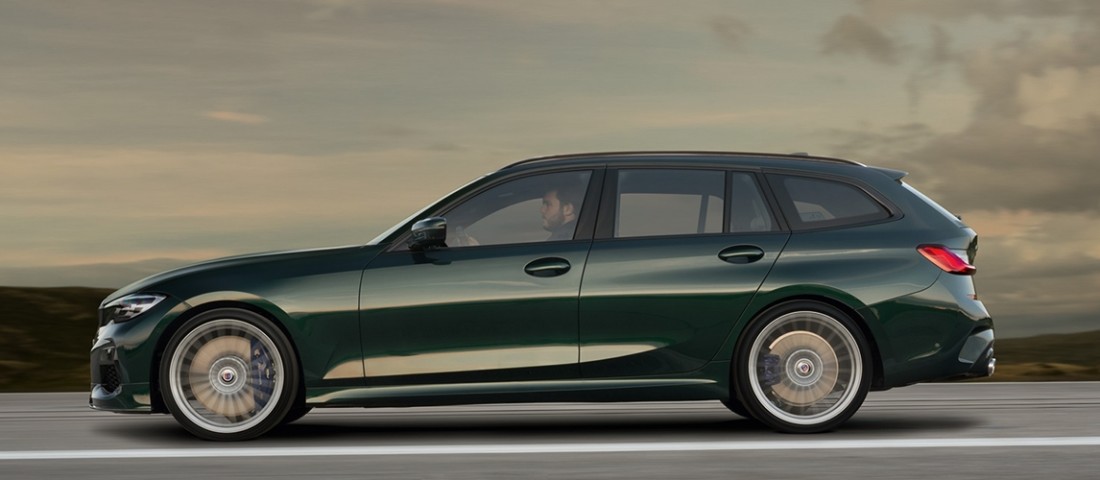 300 felett hasít az Alpina 3-as Touringja