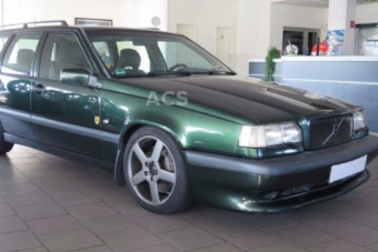 Ha akarsz egy piszok erős öreg családi kombit, most indulj Németországba