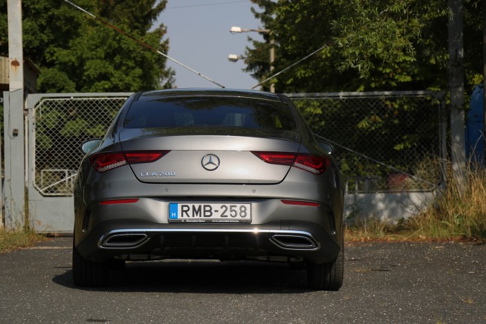 Megint szépet alkotott az ördög 13