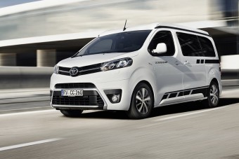 Márkakereskedésből rendelhető ez a kempingbusz