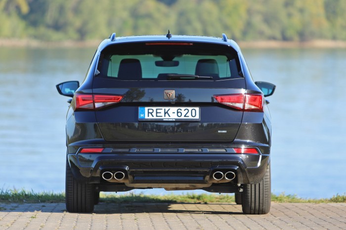 A SEAT gonosz ikertestvére – Cupra Ateca 15