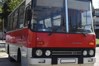 Két legendás Ikarusszal bővült a Közlekedési Múzeum gyűjteménye