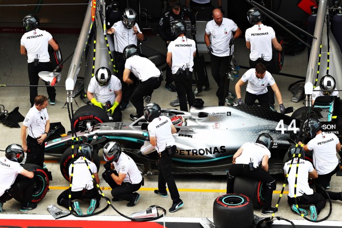 Robbanni fog az F1-es munkaerőpiac