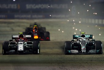 F1: Szokatlan ok miatt büntettek a versenybírák