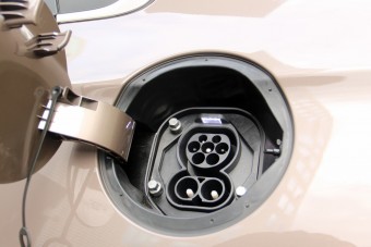 Van egy ország, ahol már több mint egymillió villanyautó-töltő van