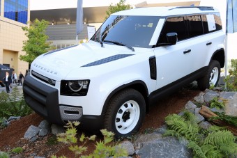 Na végre: itt az új Defender!