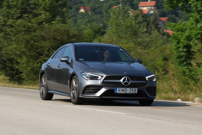 Megint szépet alkotott az ördög 11