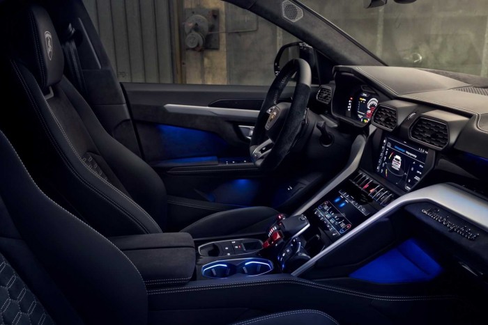 Itt az Urus azoknak, akiknek 650 lóerő sem elég 6 | Vezess Itt az Urus azoknak, akiknek 650 lóerő sem elég 6