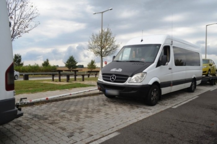 Ismét egy parádés román szerelvényt kapcsoltak le az M3-ason 2