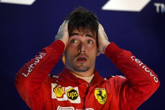 F1: Botrányfilmet forgat a Ferrari pilótája