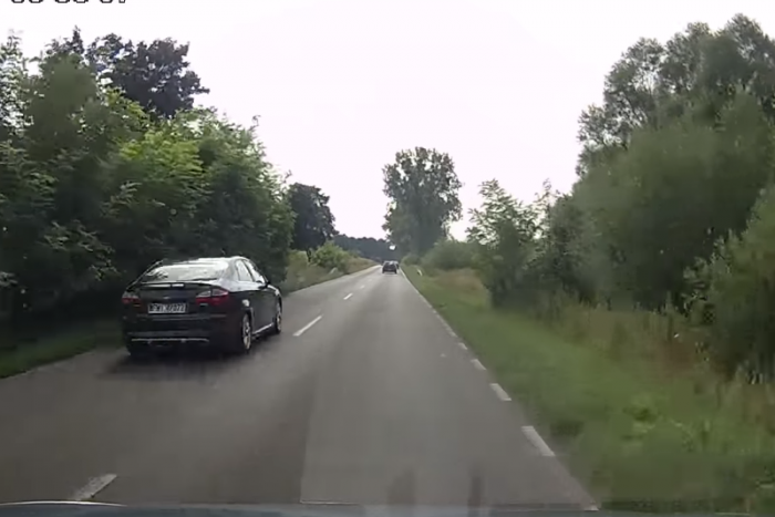 Így lehet baj a gyorshajtásból bármelyik pillanatban