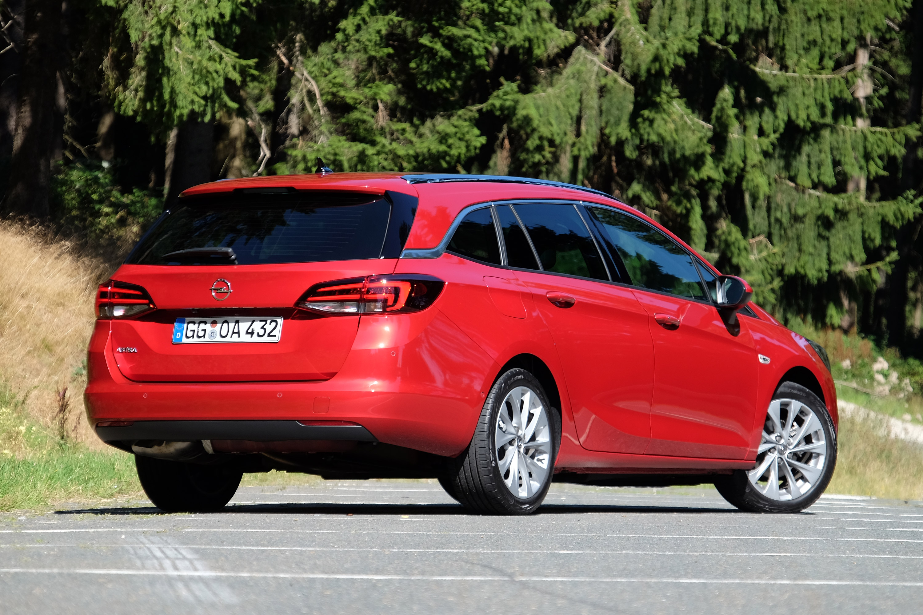 Halálra ítélt motorokat kapott az új Opel Astra 8