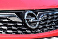 Halálra ítélt motorokat kapott az új Opel Astra 40