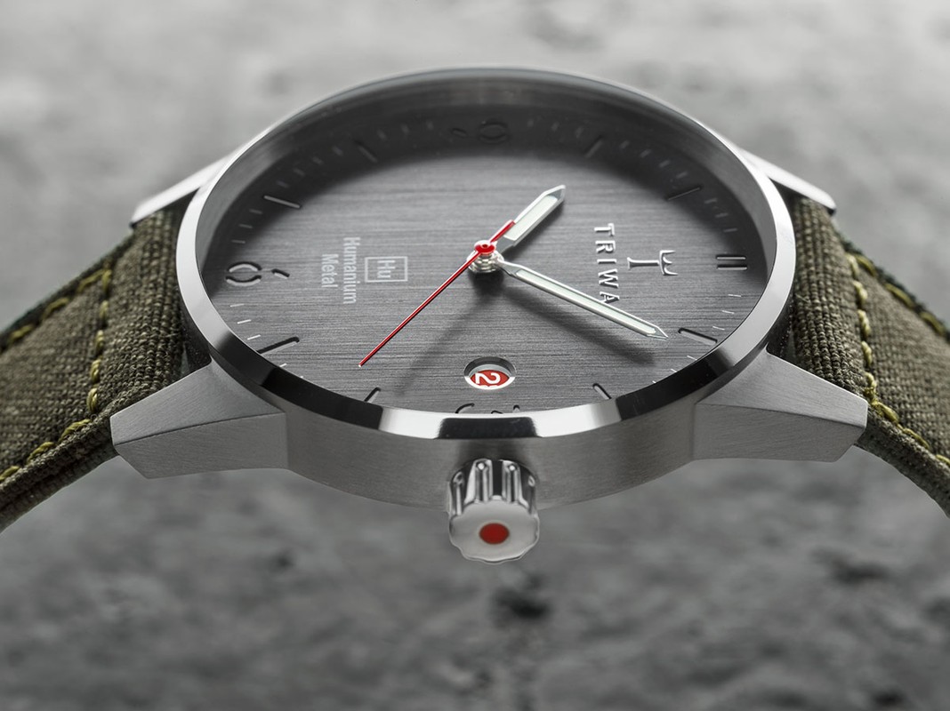 Ilyen egy óra, amit fegyverekből készítettek 2