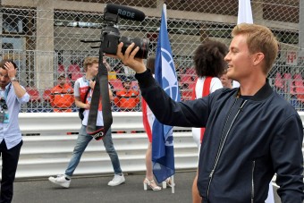 F1: Rosberg átvenné Vettel helyét a Ferrarinál