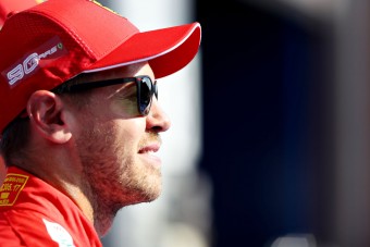 F1: Vettel szerint elég lenne 16 futam