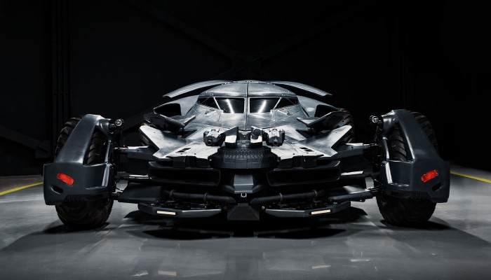 Egy vagyonba kerül a V8-assal szerelt Batmobile 3