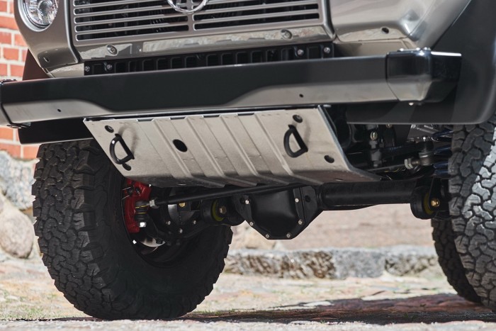 Menő terepjárót csináltak a katonai Merciből 7