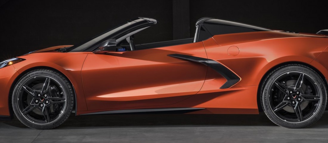 Keménytetős lett a Corvette kabrió