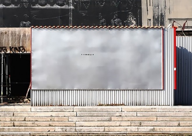 Ez az utóbbi idők egyik legjobb óriásplakátja