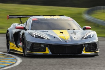 Már versenyautó is készült az új Corvette-ből