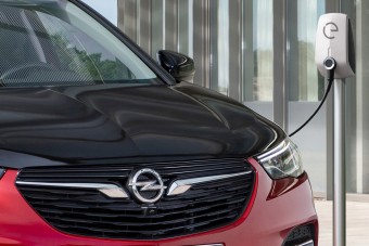 Nyolc villamos Opel érkezik két éven belül