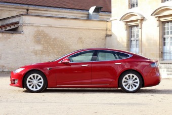 Nyereséget termelt a Tesla, kilőtt az árfolyam