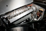 Gabonamágnás vette meg a gyönyörű Bugattit 32