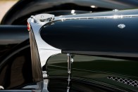 Gabonamágnás vette meg a gyönyörű Bugattit 30