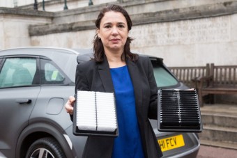 Ez történik, ha belélegzed egy hidrogénüzemű autó kipufogógázait