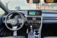 Csodalámpával a németek ellen – új Lexus RX 28