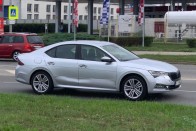 Szinte álca nélkül mutatkozik az új Škoda Octavia 2