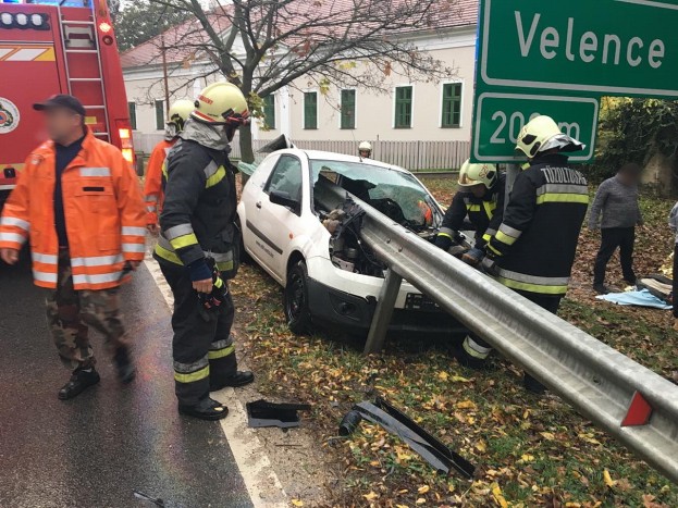 Fotókon a Lovasberénynél felnyársalt Ford 3 | Vezess Fotókon a Lovasberénynél felnyársalt Ford 3