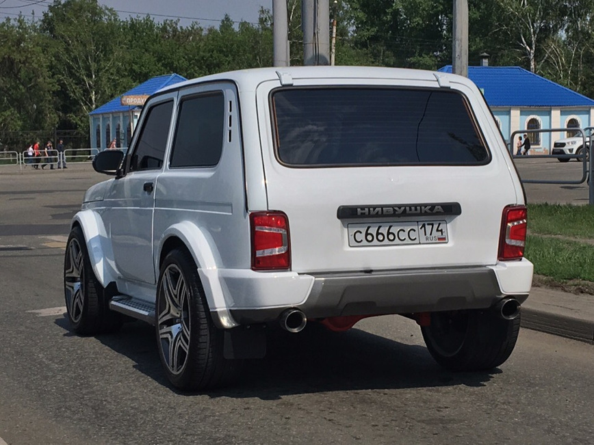 Erős meglepetést rejteget ennek a Lada Nivának a belseje 1