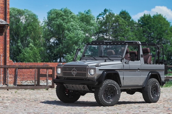 Menő terepjárót csináltak a katonai Merciből