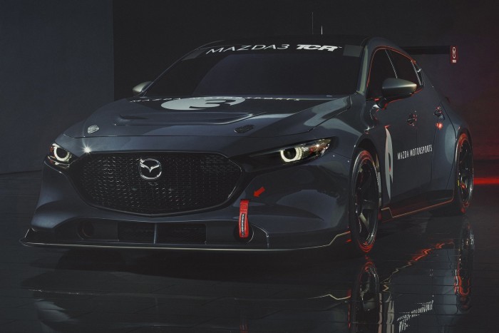 Ez a kompakt Mazda 350 lóerős