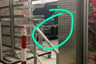 Nem vicc: megcsinálja a disznóorrú 3-ast a BMW