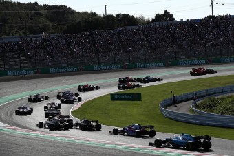 F1: El kellene halasztani a szabályváltozásokat?