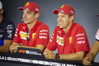 F1: Vettel nem ért egyet a többiekkel