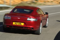 Így szól az Aston Martin V12-ese szűretlenül 10