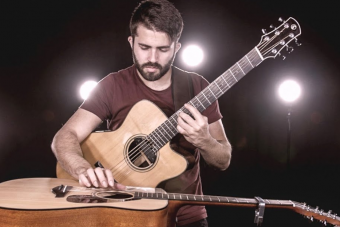 Ha látod, akkor sem hiszed el, ahogy ez a srác Michael Jacksont játszik