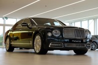 Vezettük a világ leggyorsabb szabadidő-autóját – Bentley Bentayga Speed 111