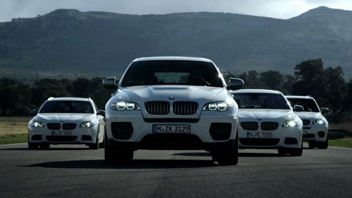 Miről beszélget Greta Thunberg és a magyar BMW-tulajdonos? 4 Miről beszélget Greta Thunberg és a magyar BMW-tulajdonos? 4